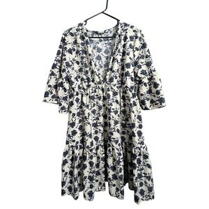 Beautiful white sundress with navy‎ blue flowers Size women's XL